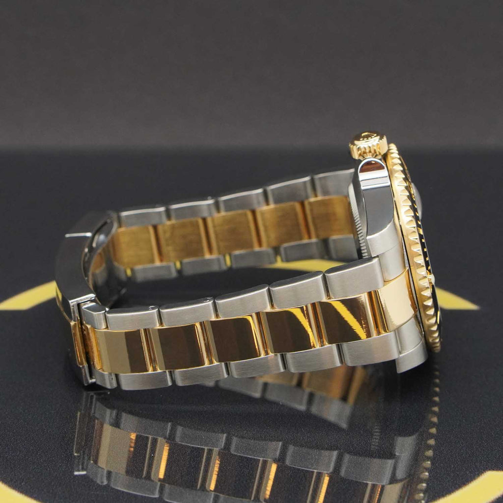 Rolex Submariner Date 40 S/G - 116613LN - 2014 - Rolex Box & Karte