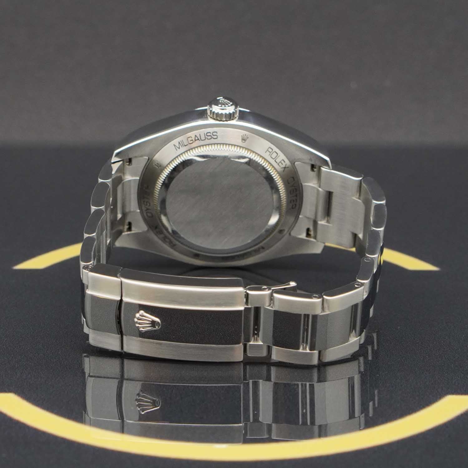 Rolex Milgauss 40 - 116400 - 2009 - Rolex Box & EU Karte