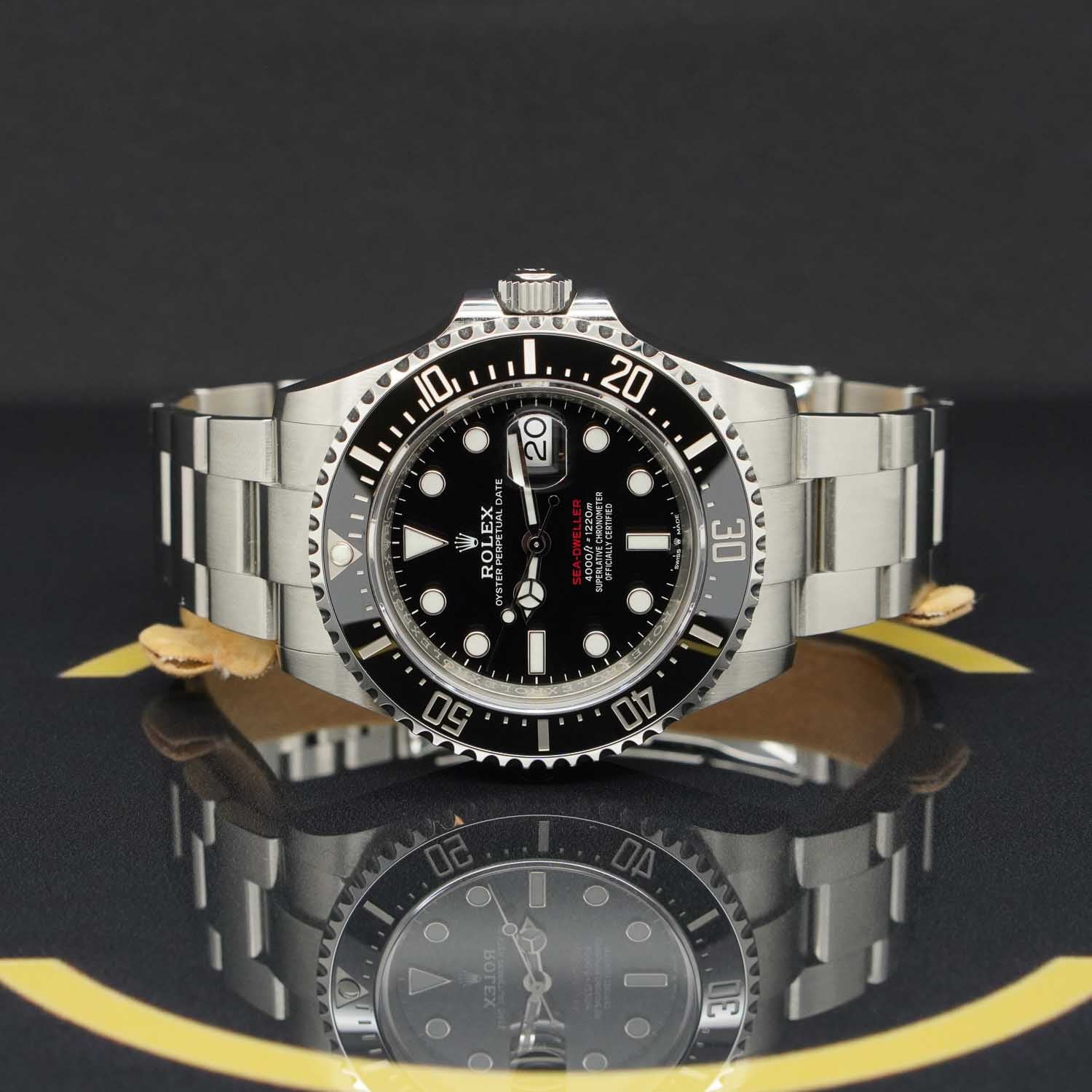 Rolex Sea-Dweller 43 - 126600LN - 2019 - LC100 Fullset
