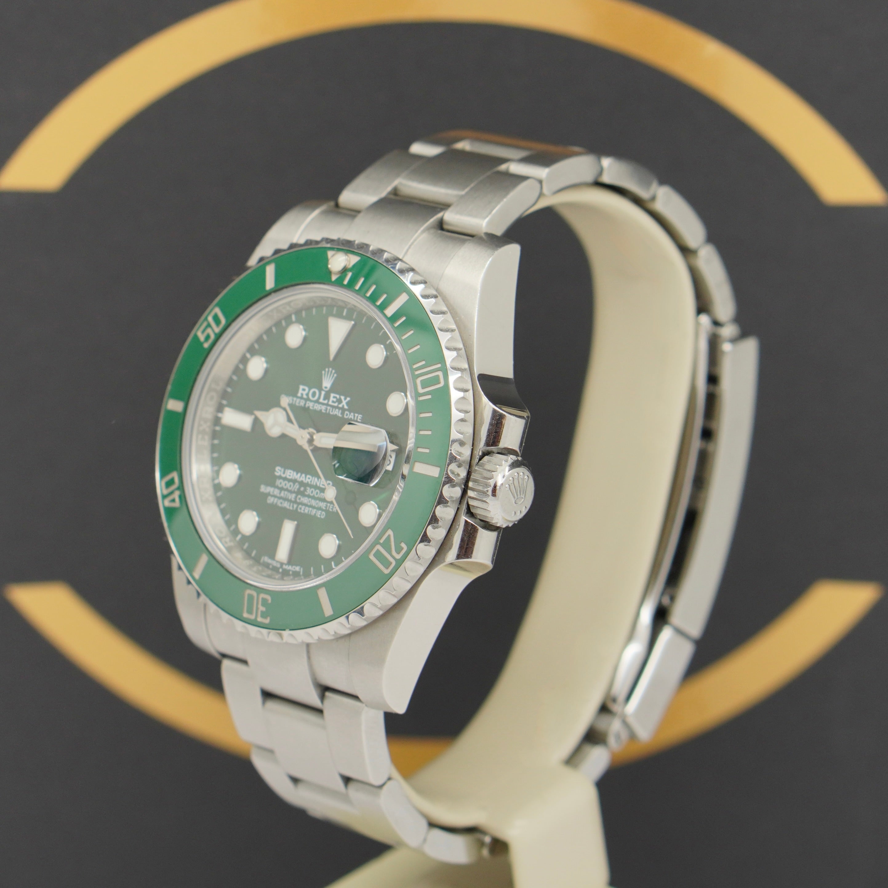Rolex Submariner Date 40 "Hulk"- 116610LV - 2016 - Fullset